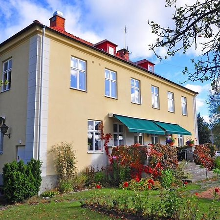 Pensionat Praestgarden Töreboda Εξωτερικό φωτογραφία